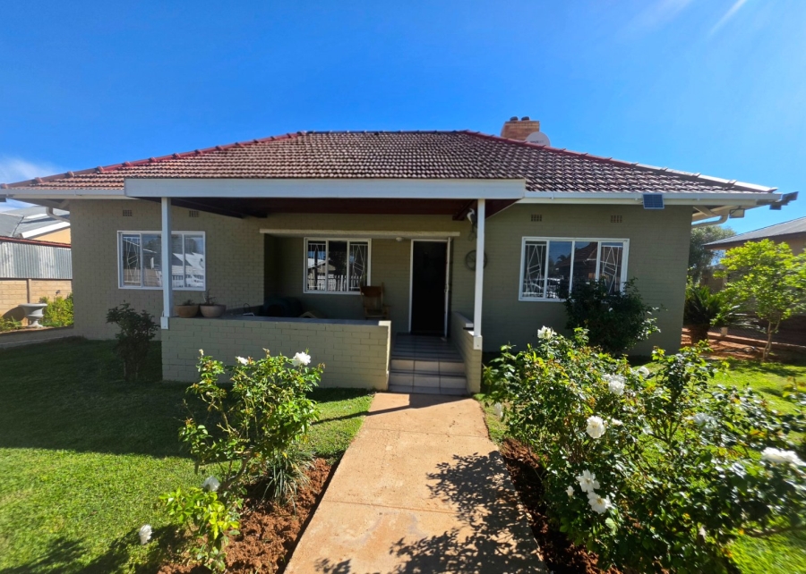 3 Bedroom Property for Sale in Die Rand Northern Cape